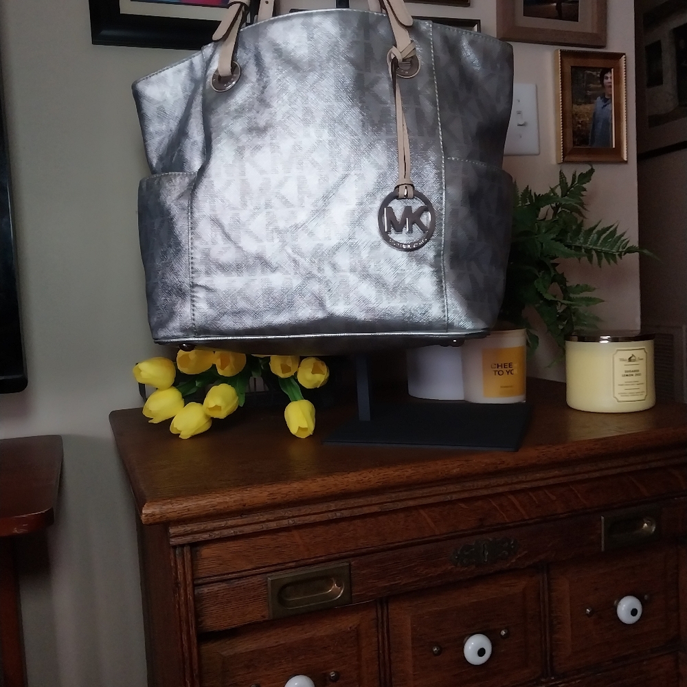 Michael Kors Tote
